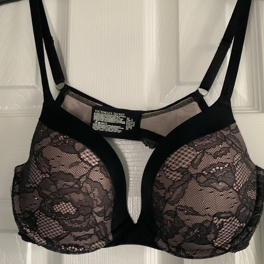 Victoria’s Secret Biofit Demi Uplift 36C